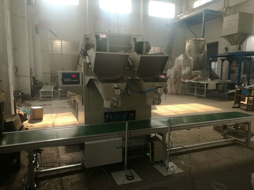 Sacos da máquina de peso 700-800 da batata da máquina de embalagem da batata da eficiência elevada/hora
